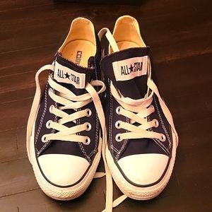 Women's Low Top Converse